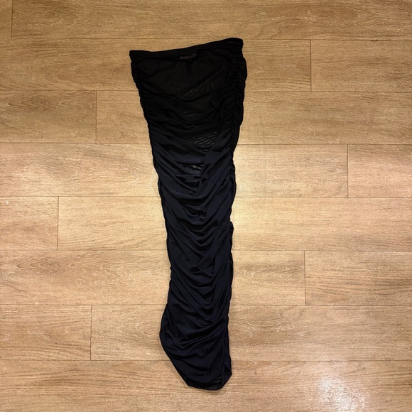 Good American Dresses & Skirts - Good American Black Ruched Pencil Skirt women size 2